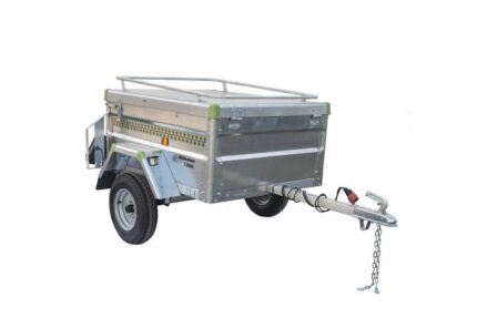 Remolque de Carga Doñana tapa metálica y puerta corredera 1200 x 1020 x 440 mm. | 300 Kg